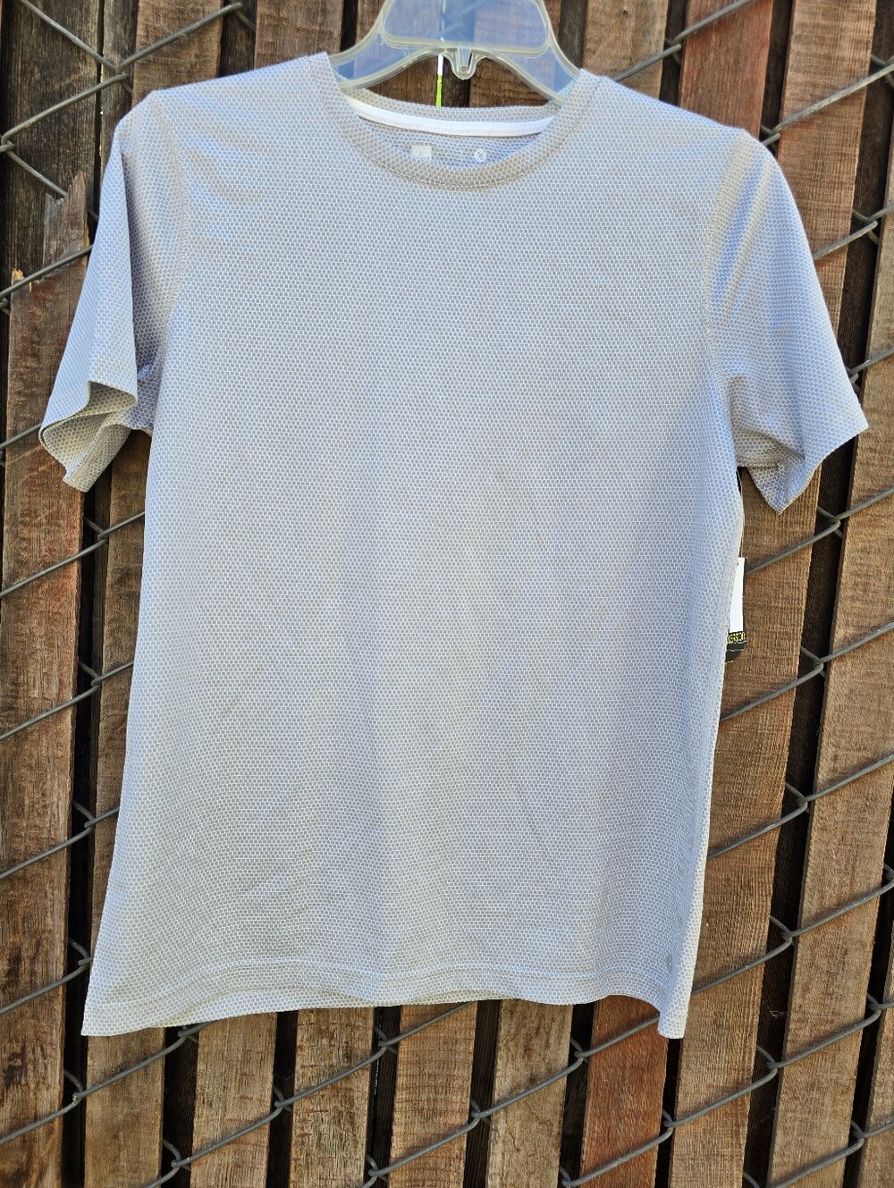 Xersion Quick Dry Boys Sleeve Shirt Sz L